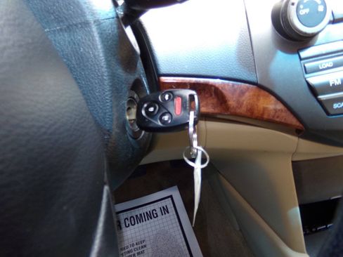 Used 2012 Honda Accord EX image 61