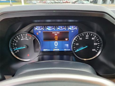 Used 2022 Ford Expedition Limited image 4