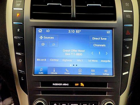 Used 2020 Lincoln MKZ Reserve FWD image 19