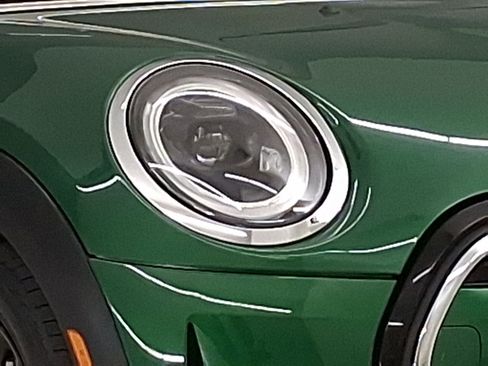 Certified 2023 MINI Cooper 2-Door Hardtop image 9