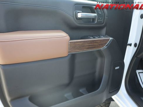 Used 2021 Chevrolet Silverado 3500 High Country w/ Z71 Off-Road Package image 10