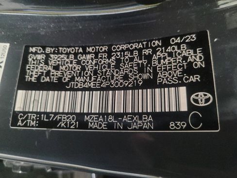 Used 2023 Toyota Corolla LE FWD image 33
