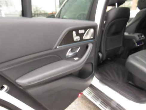 Used 2023 Mercedes-Benz GLS 63 AMG 4MATIC image 25