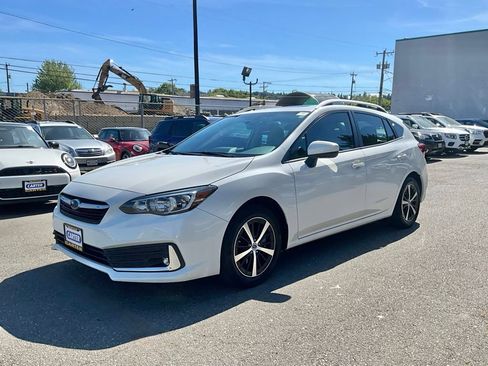 Used 2022 Subaru Impreza 2.0i Premium w/ Popular Package #3 AWD/4WD image 4