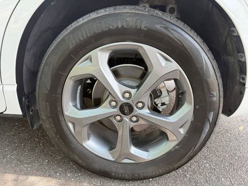 Used 2023 Ford Escape ST-Line w/ Tech Pack #1 FWD image 29