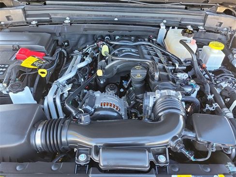 Used 2023 Jeep Gladiator Mojave w/ Cold Weather Group image 30