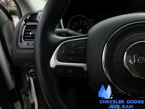 Used 2019 Jeep Compass Limited image 14