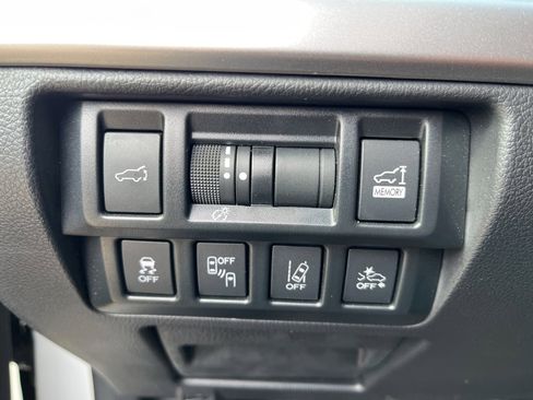 Used 2019 Subaru Outback 2.5i Touring image 22