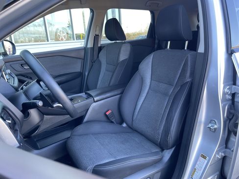 Used 2021 Nissan Rogue SV image 15