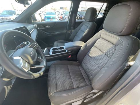 Used 2025 Chevrolet Equinox LT w/ Midnight Edition image 18