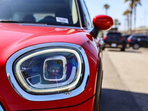 Used 2022 MINI Cooper Countryman S w/ Storage Package FWD image 10
