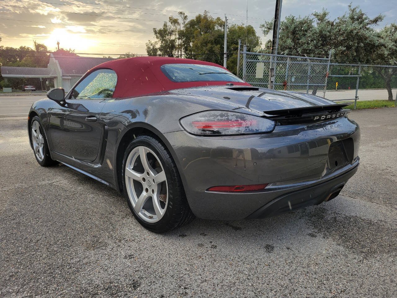 Used 2023 Porsche 718 Boxster RWD image 8