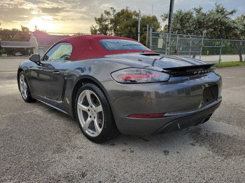 Used 2023 Porsche 718 Boxster RWD image 8