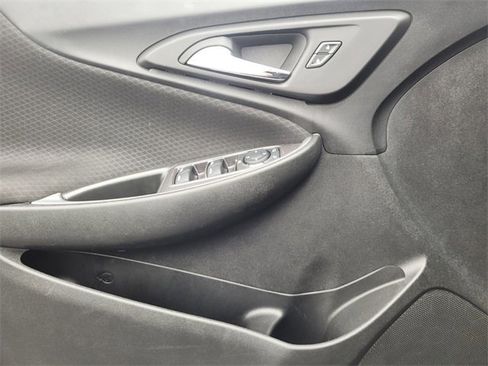 Used 2023 Chevrolet Malibu LT image 25