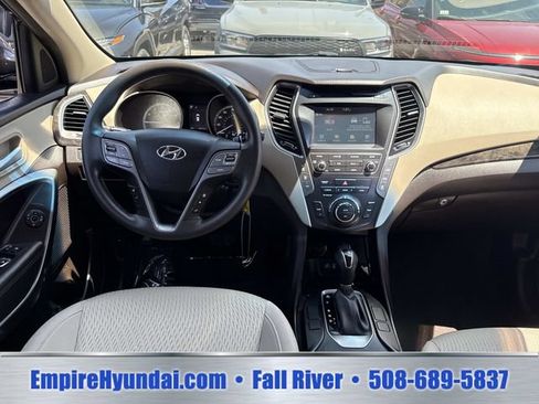 Used 2018 Hyundai Santa Fe SE w/ Cargo Package AWD/4WD image 14