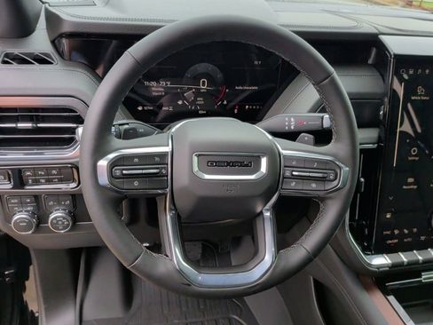 New 2026 GMC Yukon XL Denali w/ Sun & Power Step Package AWD/4WD image 18