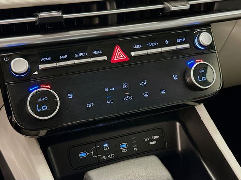 Used 2025 Hyundai Tucson SEL AWD/4WD image 24