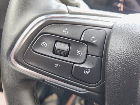 Used 2024 Buick Envista Sport Touring w/ Convenience I Package FWD image 37