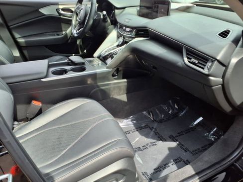 Certified 2025 Acura TLX w/ Technology Package image 8