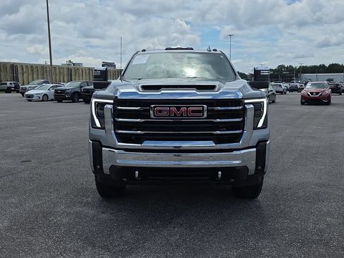 Used 2025 GMC Sierra 2500 SLT w/ SLT Premium Package AWD/4WD image 3