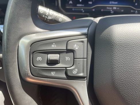 Used 2025 Chevrolet Silverado 1500 LT AWD/4WD image 22