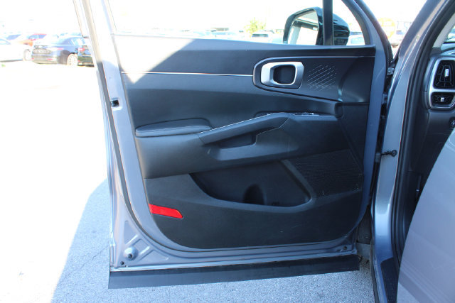 Used 2021 Kia Sorento S w/ Panoramic Sunroof Package AWD/4WD image 10