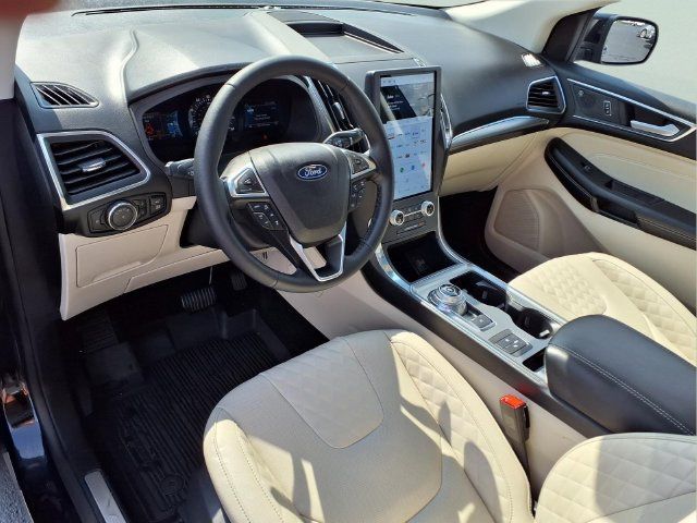 Used 2024 Ford Edge Titanium w/ Equipment Group 301A AWD/4WD image 21