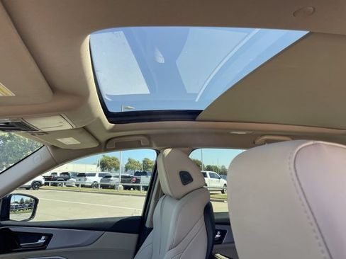 Used 2025 Acura MDX FWD image 25