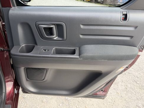Used 2013 Honda Ridgeline RTS image 18
