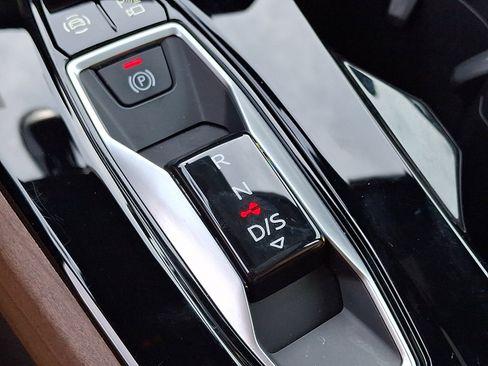 Used 2025 Audi A5 2.0T Premium w/ Convenience Package image 16