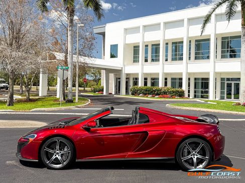 Used 2015 McLaren 650S Spider image 43
