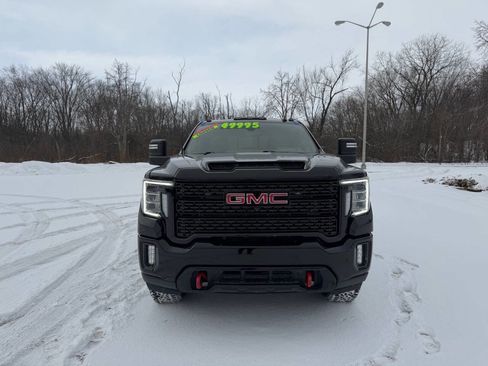 Used 2021 GMC Sierra 3500 AT4 w/ AT4 Premium Plus Package image 2
