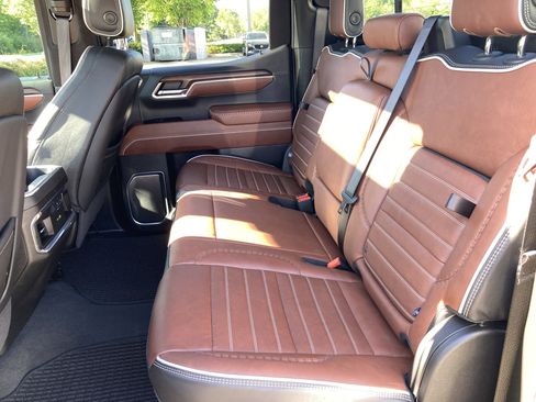 Certified 2026 GMC Sierra 1500 Denali Ultimate image 17