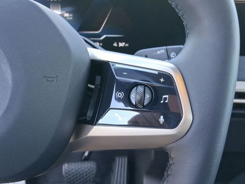 New 2026 BMW iX xDrive60 w/ Premium Package image 21
