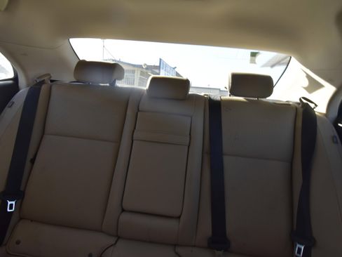 Used 2017 Lexus IS 200t image 10