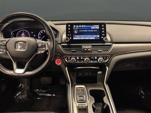 Used 2021 Honda Accord Touring image 11