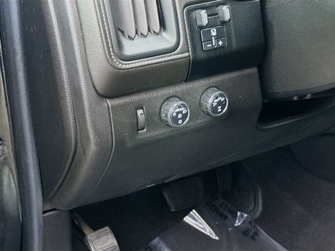 Used 2019 GMC Canyon SLT w/ Trailering Package AWD/4WD image 11