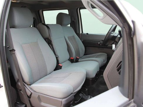 Used 2012 Ford F250 XLT w/ FX4 Off Road Pkg AWD/4WD image 24
