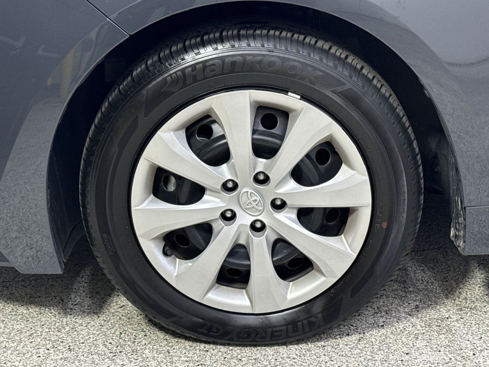 Used 2026 Toyota Corolla LE FWD image 24