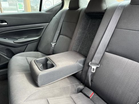 Used 2022 Nissan Altima 2.5 SV image 14