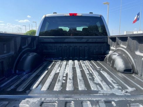 Used 2022 Ford F150 XLT w/ Equipment Group 302A High AWD/4WD image 5