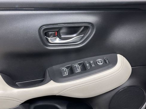 Used 2024 Honda HR-V EX-L image 21