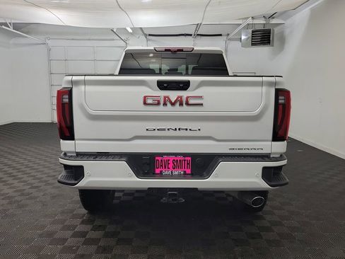 Used 2025 GMC Sierra 2500 Denali w/ Denali Reserve Package image 8