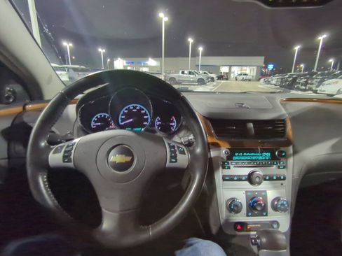 Used 2009 Chevrolet Malibu LT w/ HFV6 Engine Package image 17