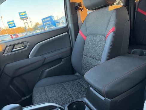 Used 2023 Chevrolet Colorado Z71 w/ Z71 Convenience Package 2 image 21