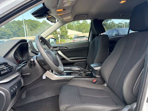 Used 2023 Mitsubishi Eclipse Cross LE AWD/4WD image 10