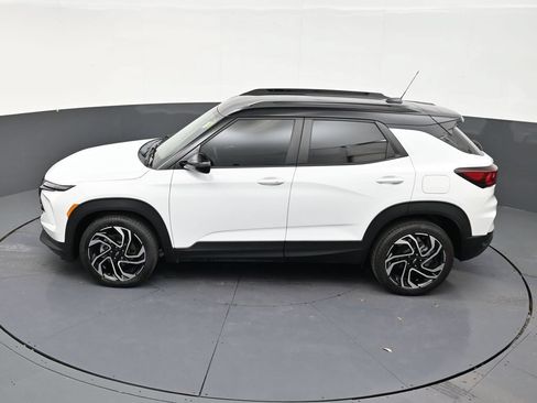 Used 2024 Chevrolet TrailBlazer RS FWD image 14