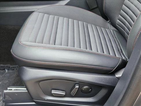 New 2025 Ford Explorer ST-Line w/ Premium Package image 4