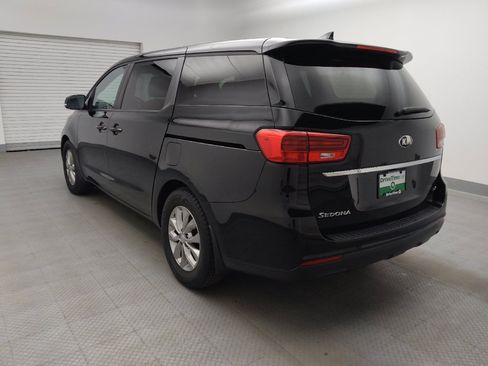 Used 2020 Kia Sedona LX FWD image 5