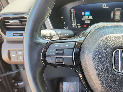 Certified 2023 Honda Pilot Elite image 19